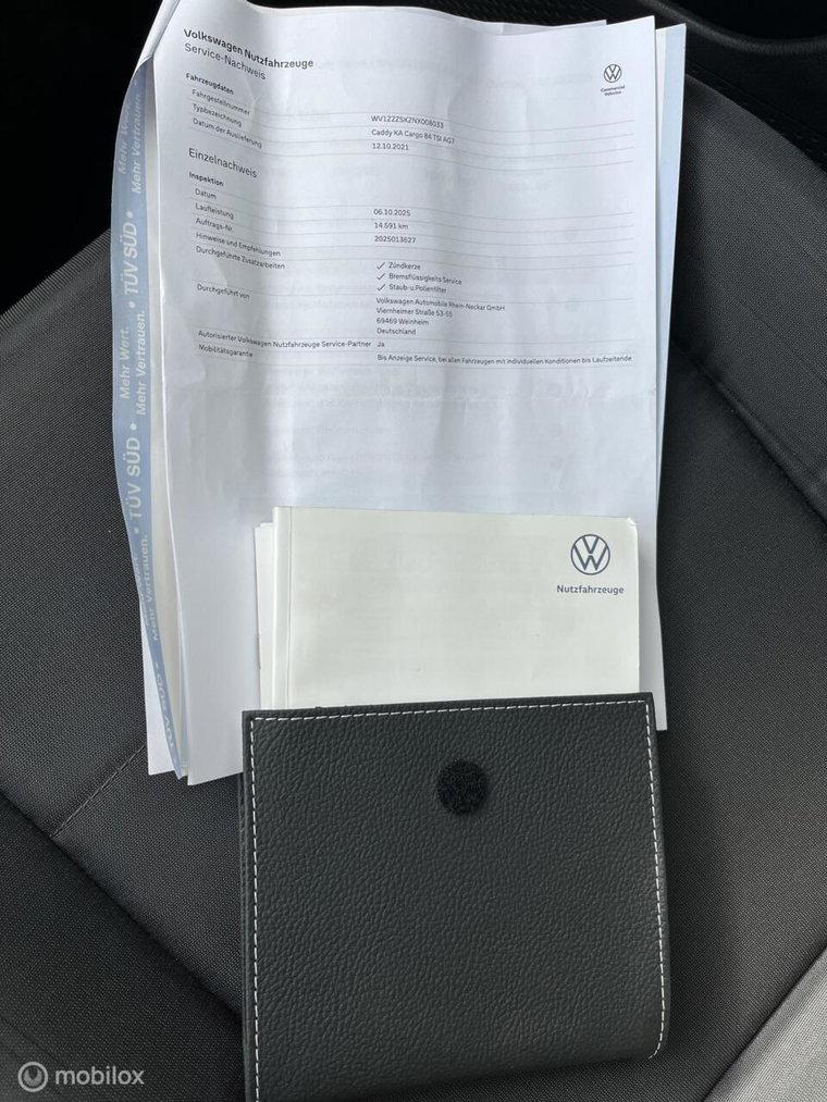 Vehicle Image 21