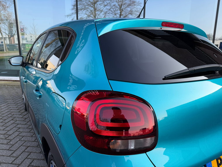 Vehicle Image 33