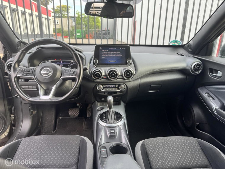 Vehicle Image 28