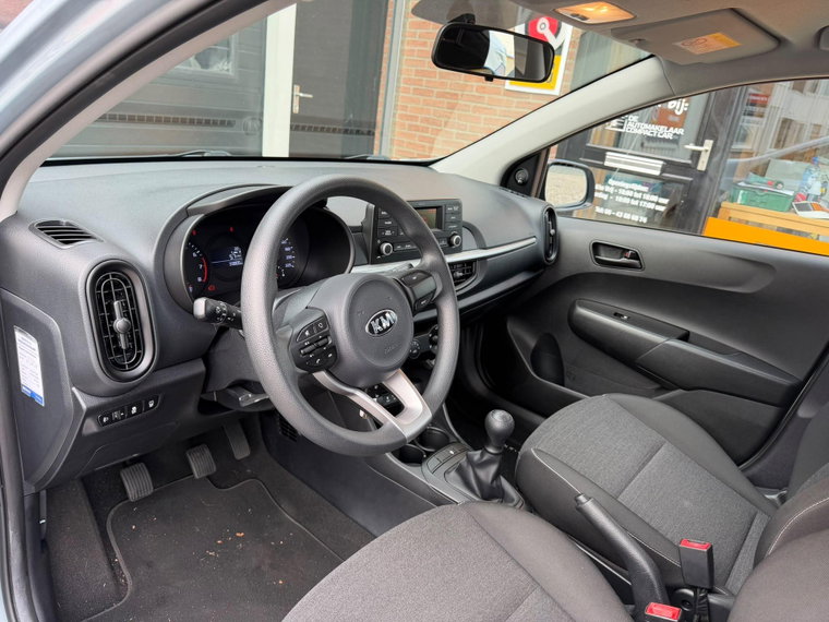 Vehicle Image 22