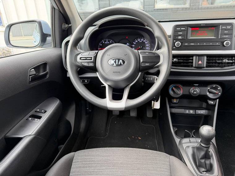 Vehicle Image 25