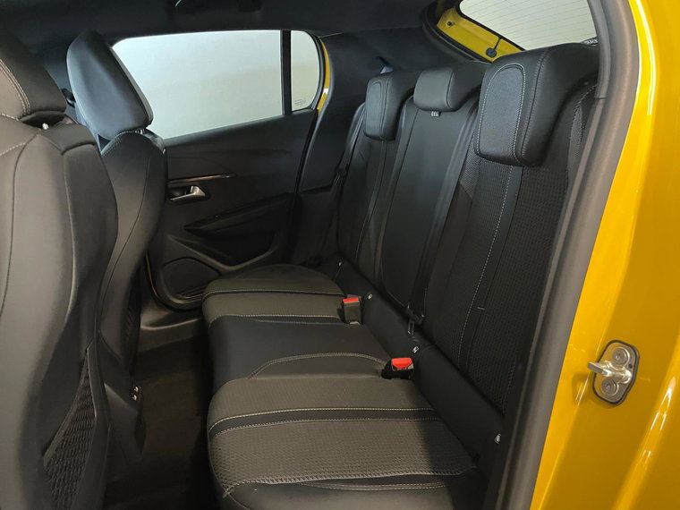 Vehicle Image 41