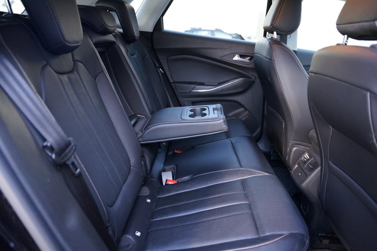 Vehicle Image 15