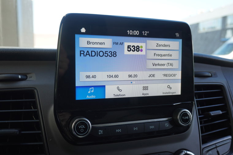 Vehicle Image 13