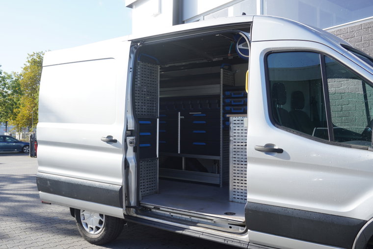 Vehicle Image 10