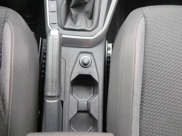 Vehicle Image 60