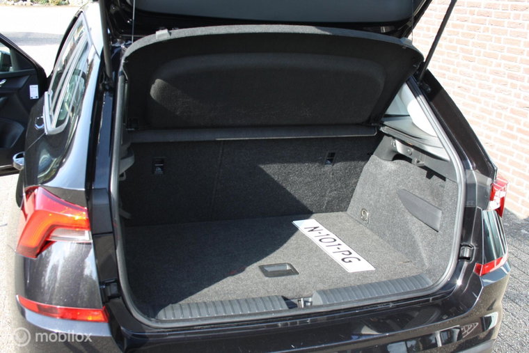 Vehicle Image 22