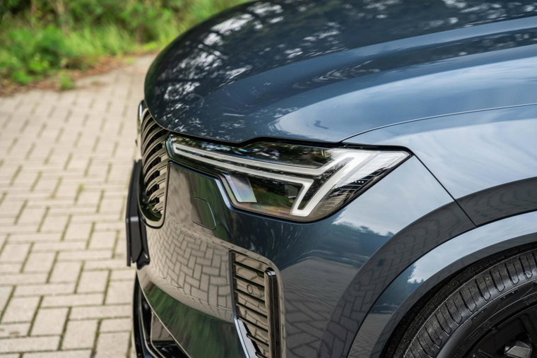 Vehicle Image 7