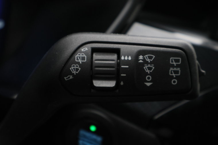 Vehicle Image 39