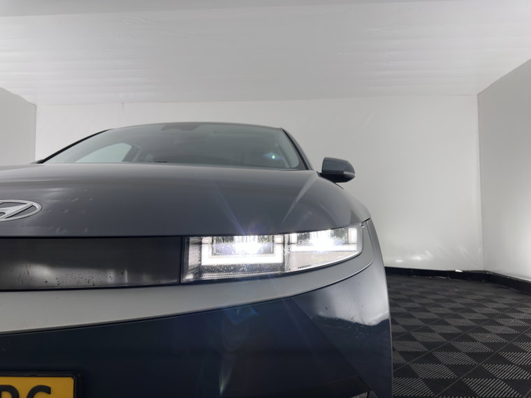 Vehicle Image 28