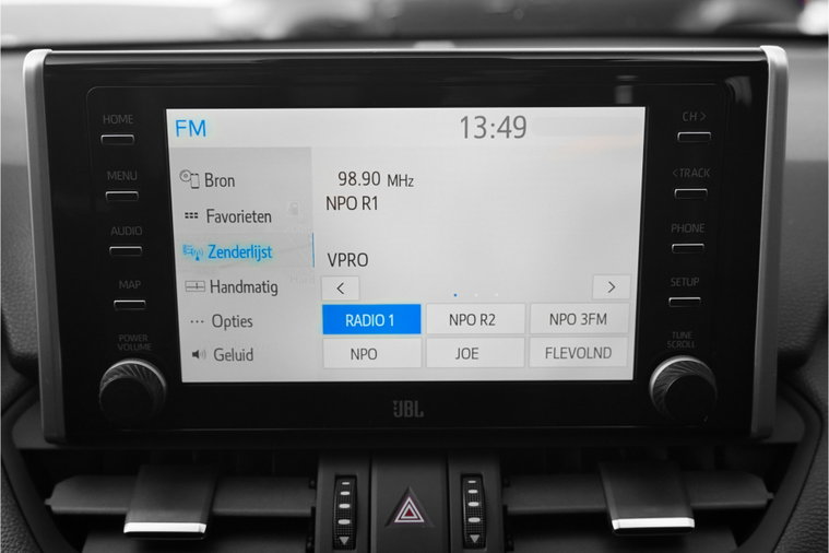 Vehicle Image 28