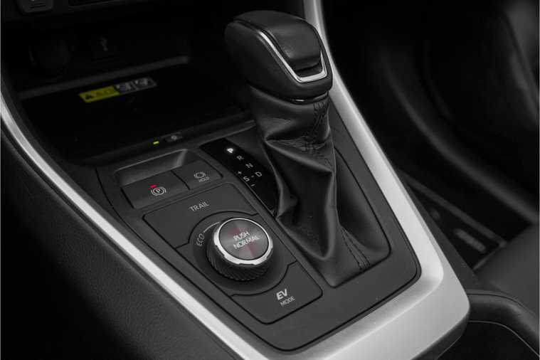 Vehicle Image 32