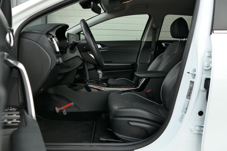 Vehicle Image 31