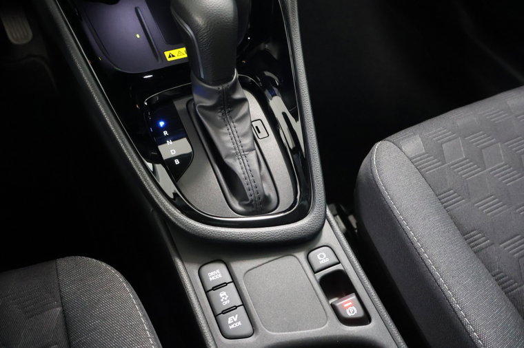 Vehicle Image 23
