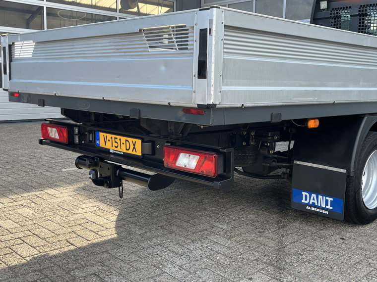 Vehicle Image 27