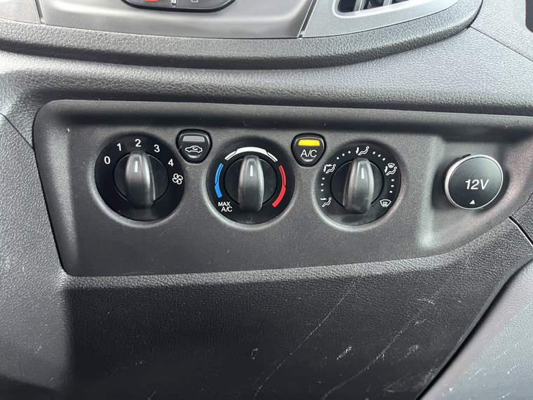 Vehicle Image 31