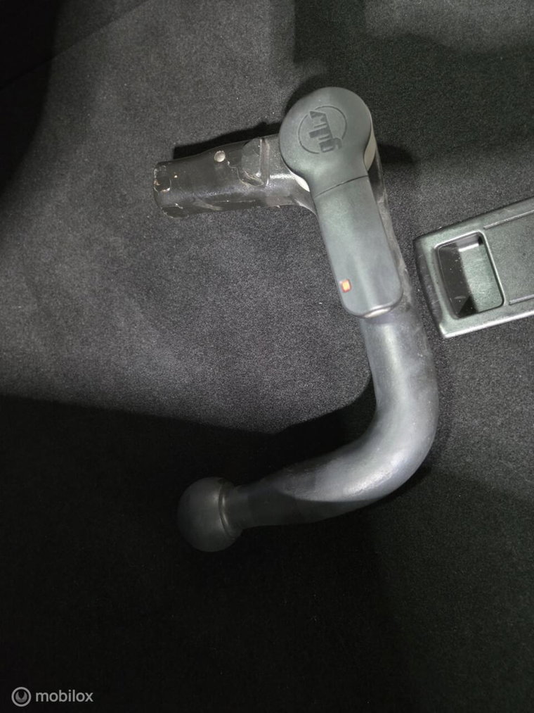 Vehicle Image 45