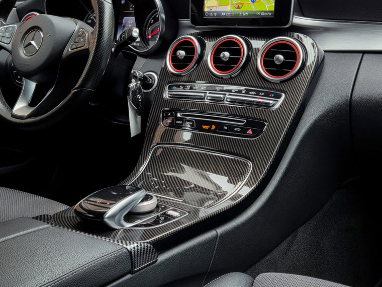 Vehicle Image 33
