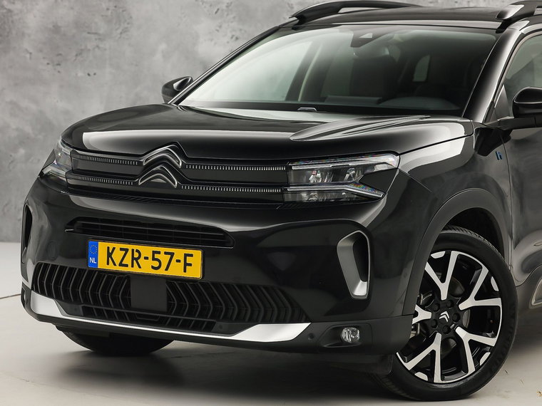 Vehicle Image 13