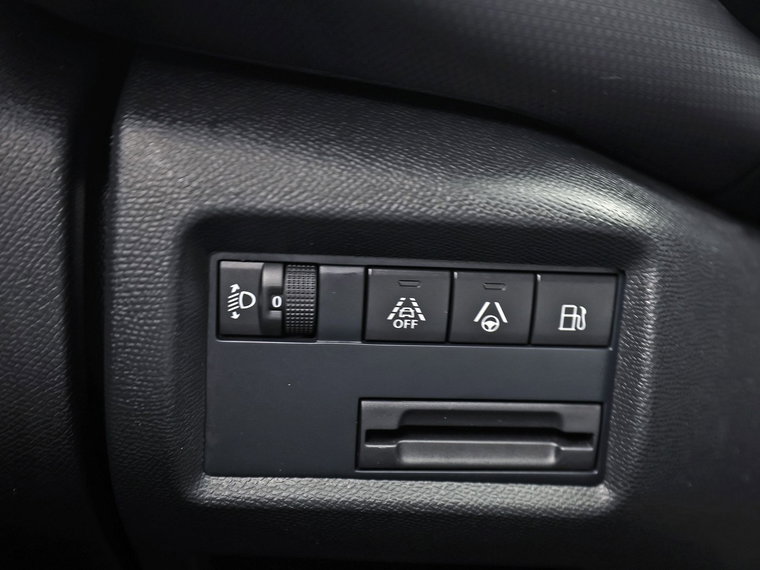 Vehicle Image 28