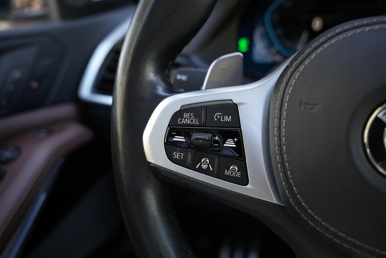 Vehicle Image 37
