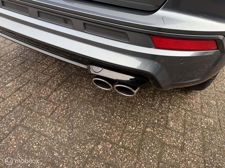 Vehicle Image 26