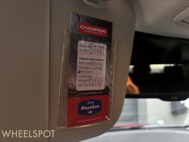 Vehicle Image 33