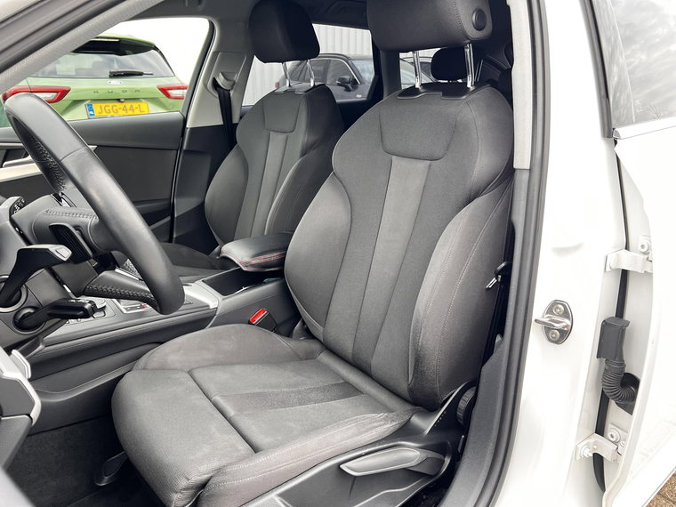 Vehicle Image 22