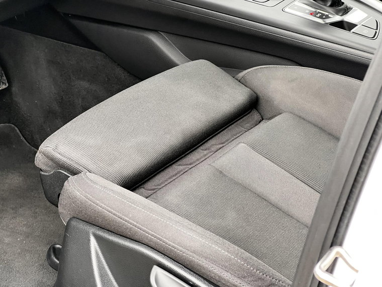 Vehicle Image 27
