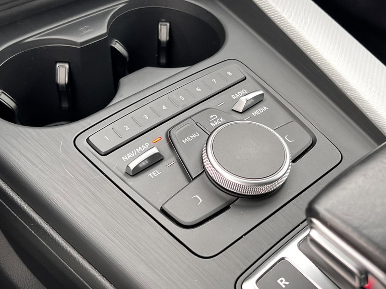 Vehicle Image 31