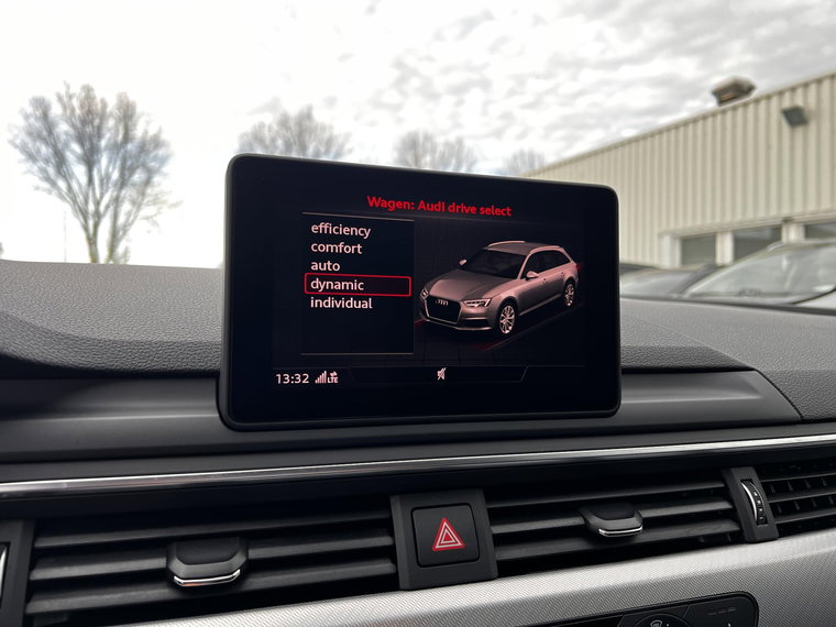 Vehicle Image 37