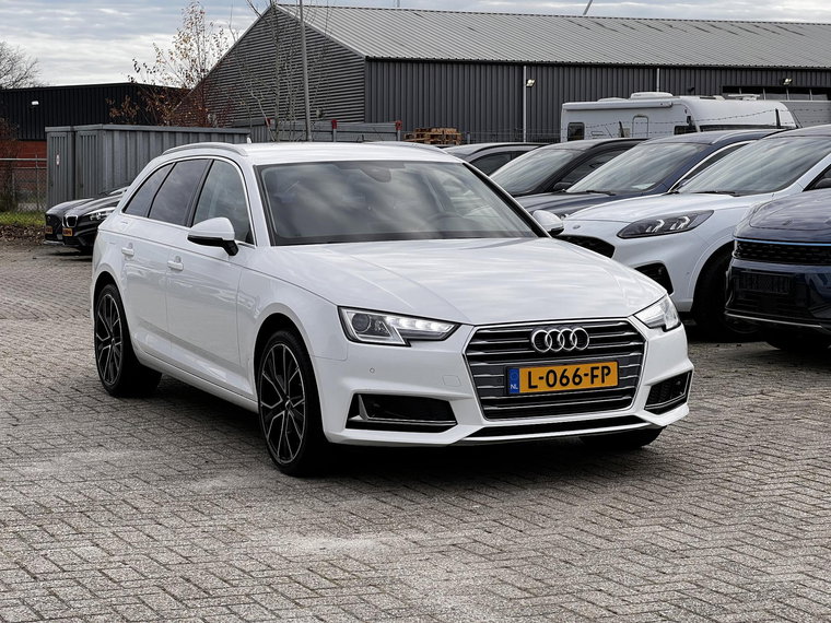 Vehicle Image 11