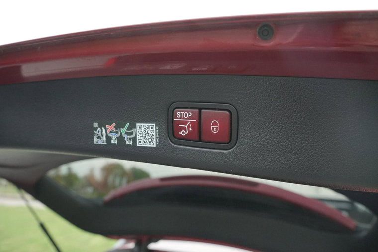 Vehicle Image 37