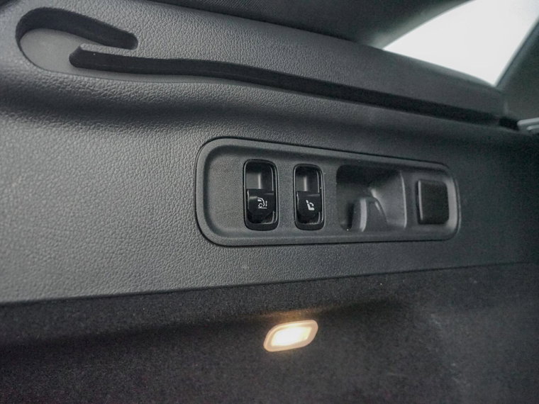 Vehicle Image 39