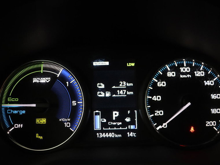 Vehicle Image 36