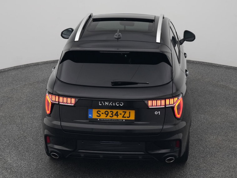 Vehicle Image 28