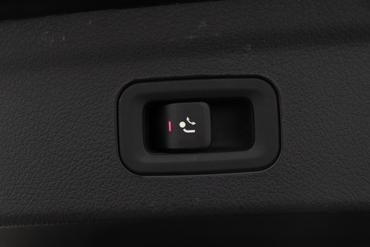 Vehicle Image 60