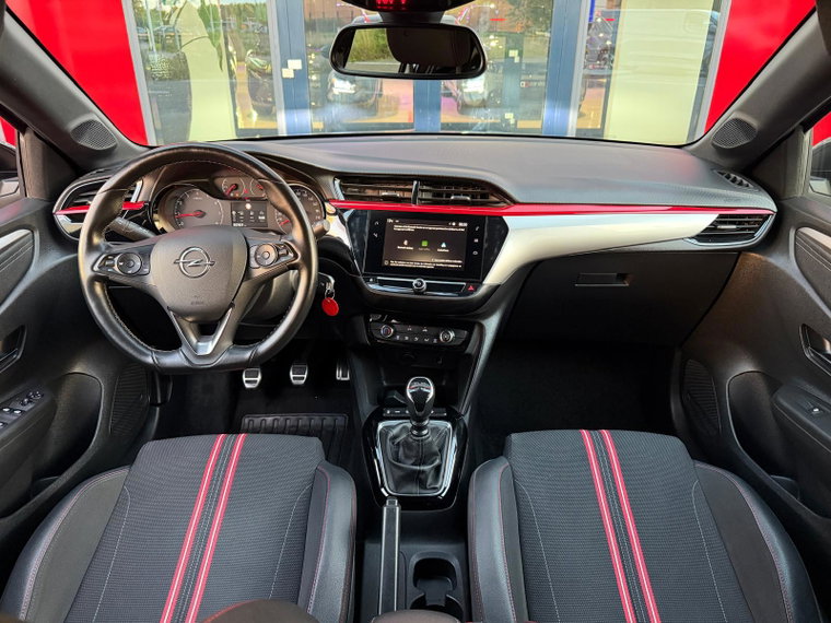 Vehicle Image 15
