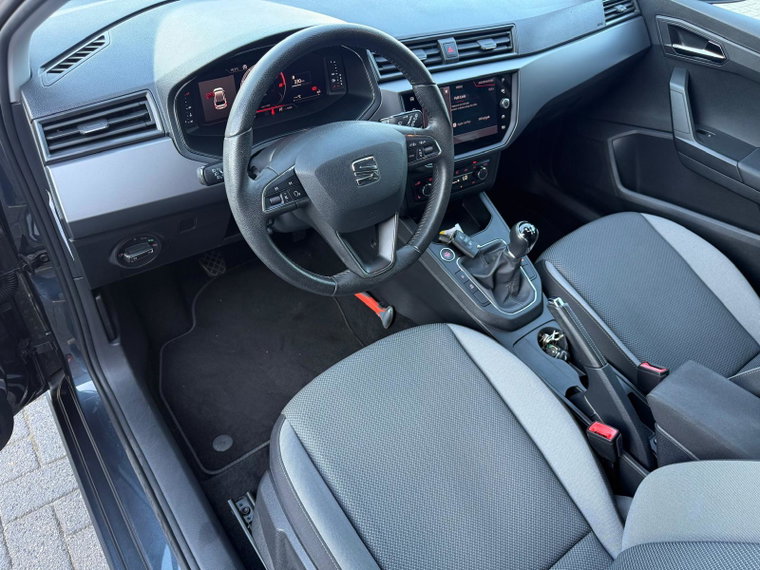 Vehicle Image 15