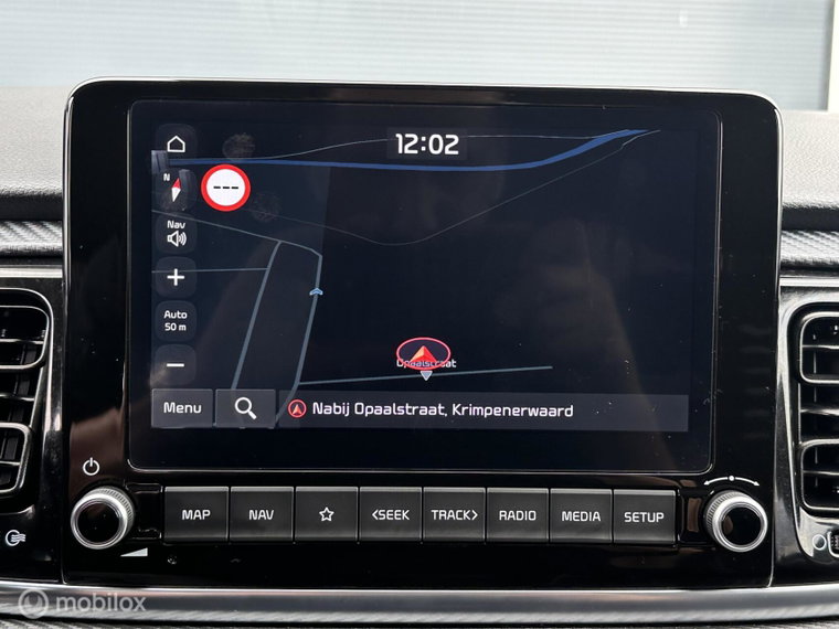 Vehicle Image 21
