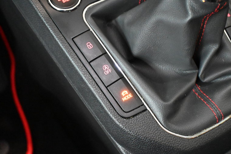 Vehicle Image 39