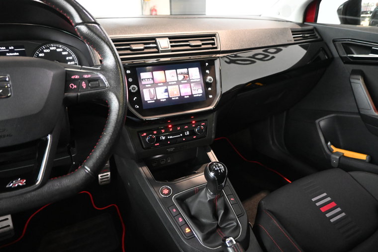 Vehicle Image 9
