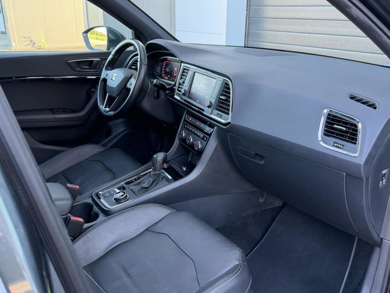 Vehicle Image 33