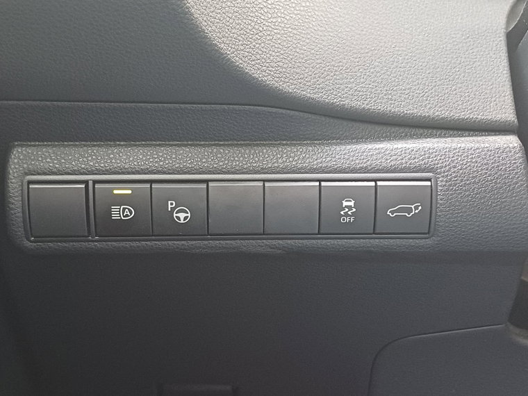 Vehicle Image 23
