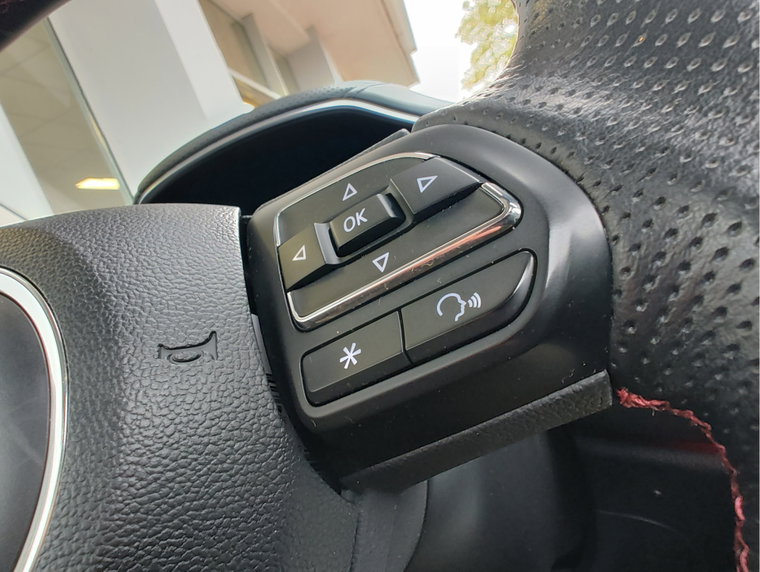 Vehicle Image 23