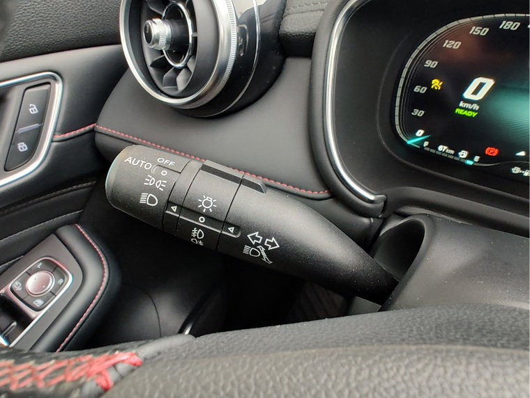 Vehicle Image 27