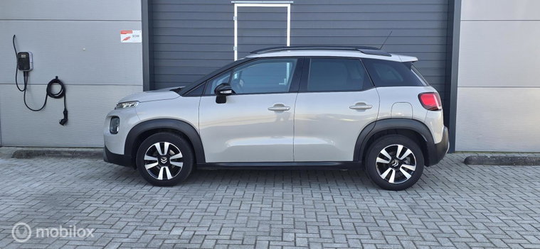 Vehicle Image 23