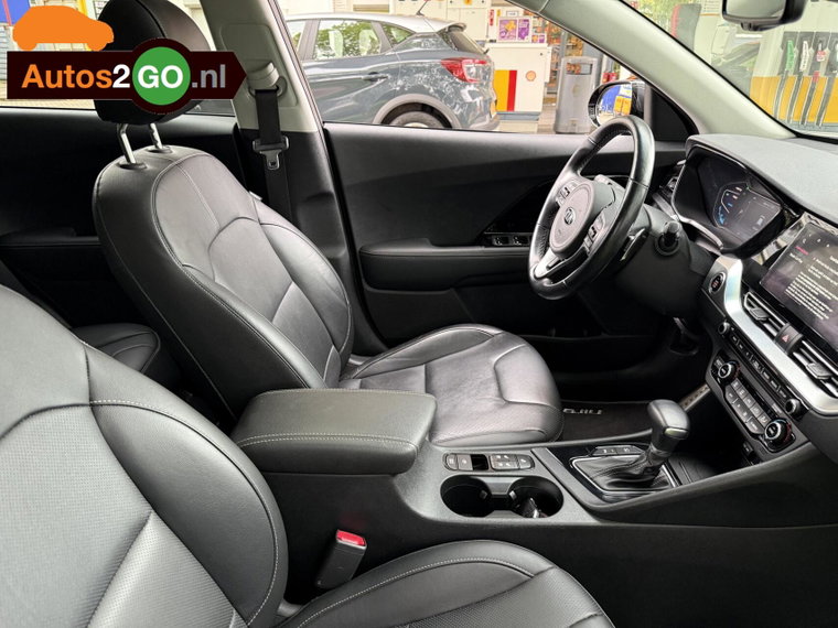 Vehicle Image 33