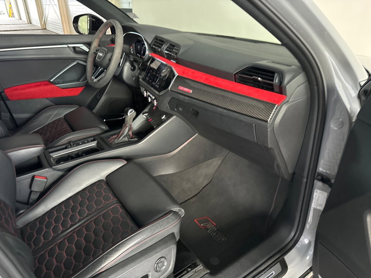 Vehicle Image 35