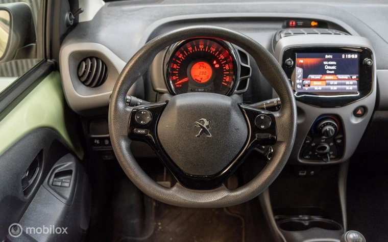 Vehicle Image 20